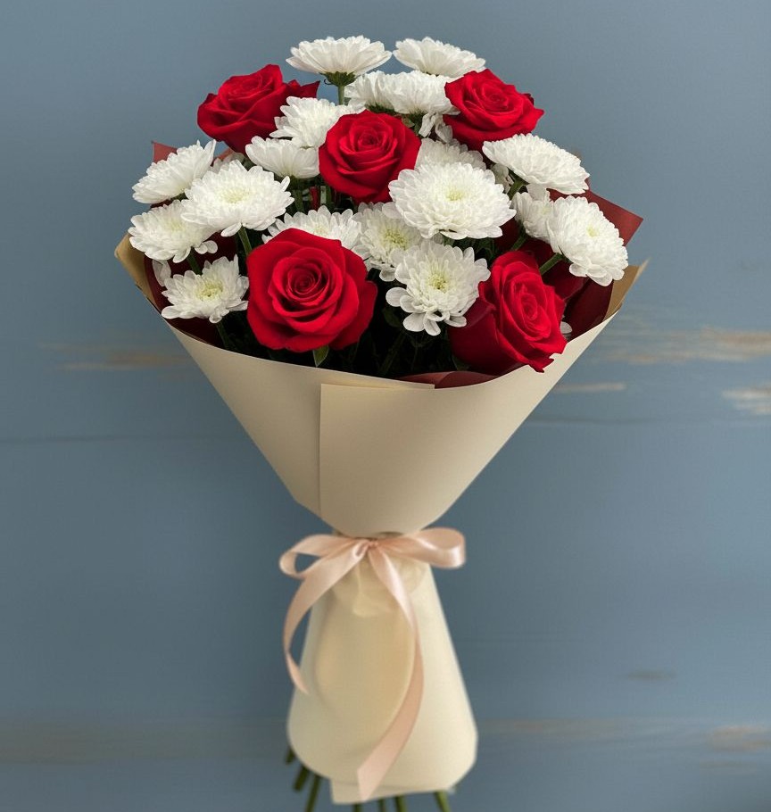 Букет цветов из: Розы и Хризантемы в Искитиме