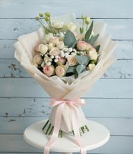 Букет цветов из:  Розы и Лизиантусы #REPLACE_PRED# Искитиме