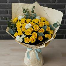 Букет цветов из:  Розы в Искитиме