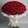 Букет 101 Красная роза Блэк Мэджик в Искитиме