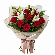 Букет цветов из:  Лилии и Розы в Искитиме