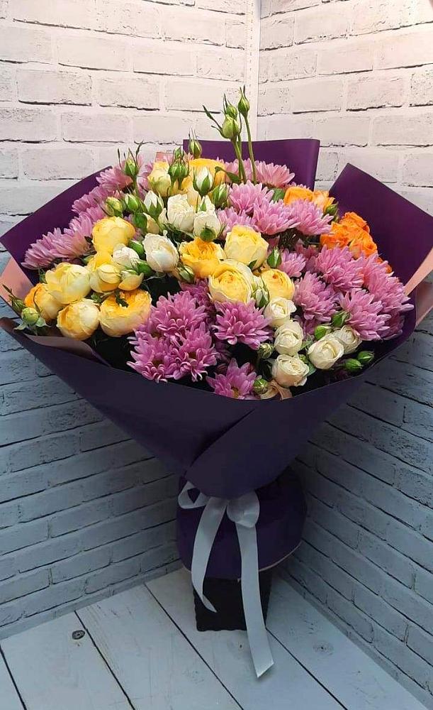 Букет цветов из: Хризантемы и Розы в Искитиме