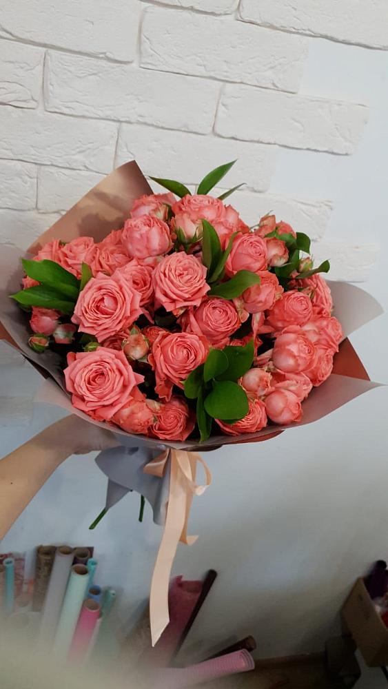 Букет цветов из: Розы в Искитиме