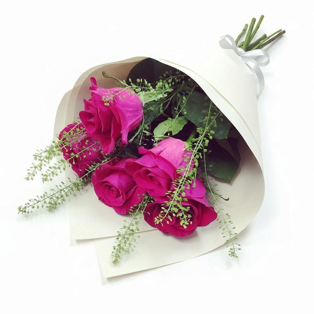 Букет цветов из: Розы в Искитиме