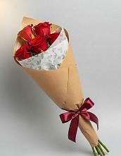 Букет цветов из:  Розы в Искитиме
