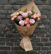 Букет цветов из:  Розы в Искитиме