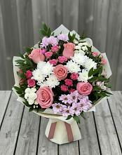 Букет цветов из:  Альстромерии, Гвоздики, Розы и Хризантемы в Искитиме