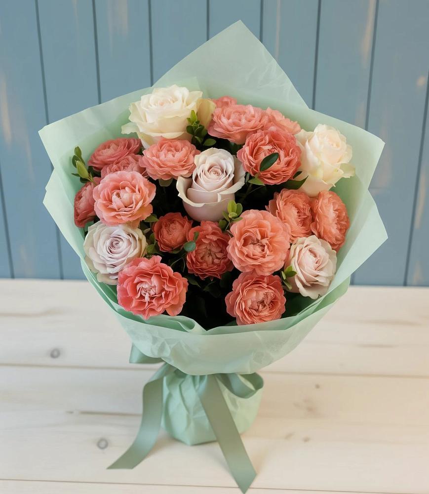 Букет цветов из: Розы в Искитиме