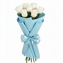 Букет 7 белых роз Проуд в Искитиме