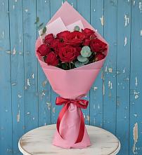 Букет цветов из:  Розы в Искитиме