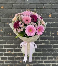 Букет цветов из:  Герберы и Хризантемы #REPLACE_PRED# Искитиме